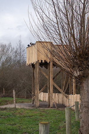 Uitkijktoren Tommelen zijkant